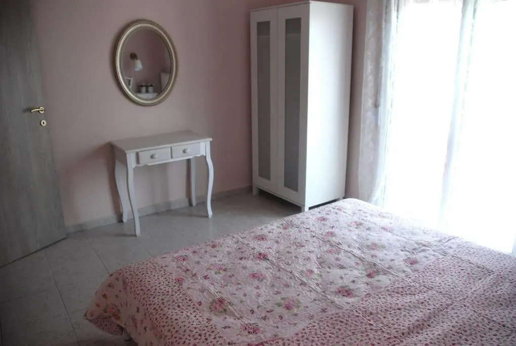 Vintage Home Ouranoupoli Greece